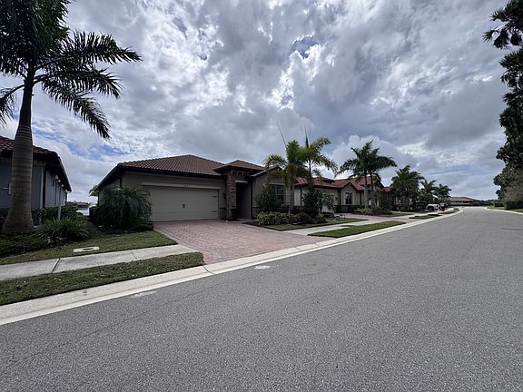 2nd image of 209 Vinadio Blvd