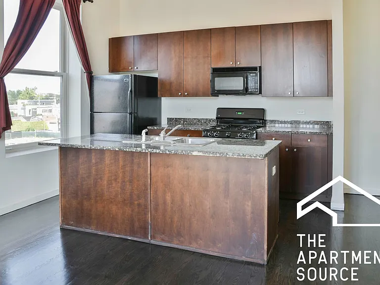2401 W North Ave #303 — Photo 7