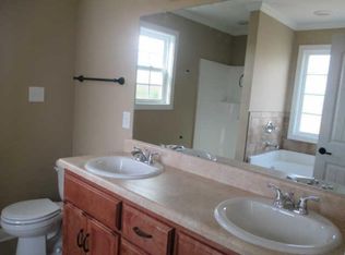 137 Bob White Trl, Oak Grove, KY 42262