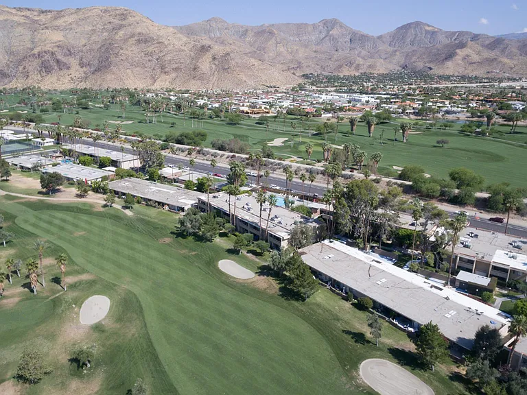 Canyon Villas — Photo 19