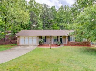 2503 Thrasher Rd, Buford, GA 30519