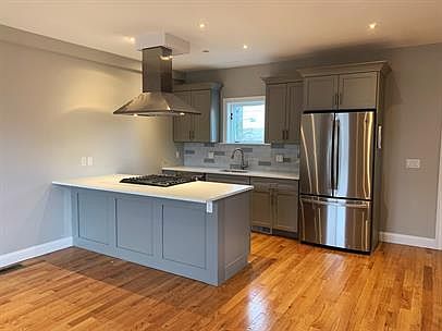 3rd image of 11 Goodhue St #5-14870267