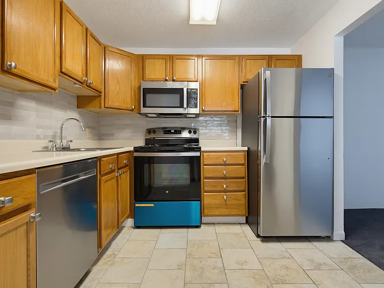 123 English Village Rd #202 — Photo 12