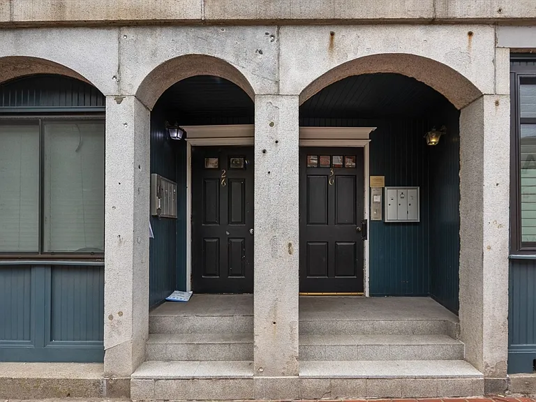 30 Main St #12 — Photo 18