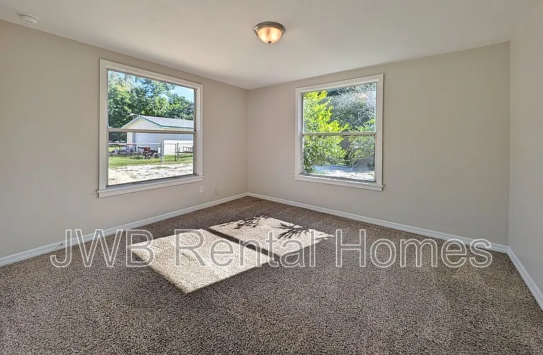 9017 6th Ave — Photo 9