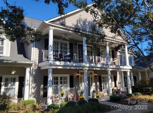 69 40th Avenue Dr NE, Hickory, NC 28601