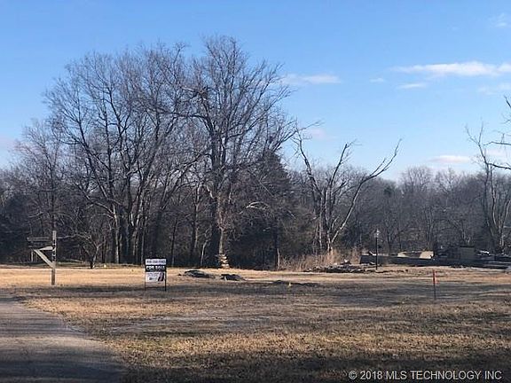 2nd image of 4942 E Black Jack Dr