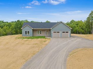 18 Rockwood Ests, Windsor, ME 04363