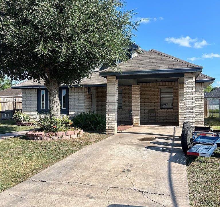 1st image of 418 Avenida Del Sol