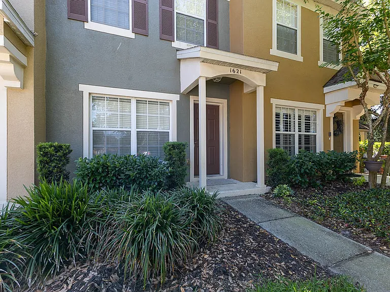 Stockton Dr — Photo 35