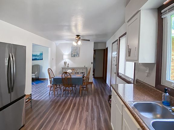 4th image of 268 Central Avenue