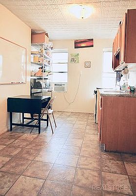 3rd image of 517 3rd Ave APT 4L