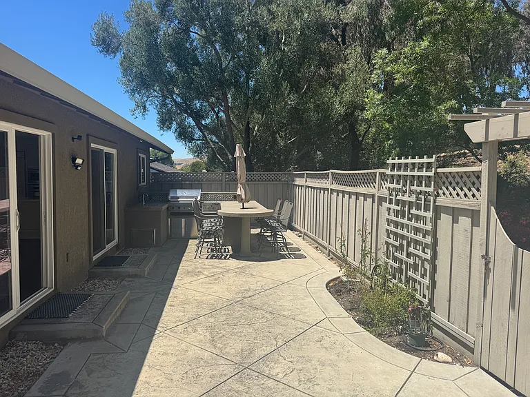 644 Saint George Rd — Photo 27