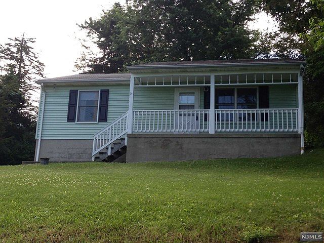 1st image of 14 Aster St