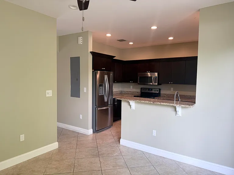 182 Lake Monterey Cir — Photo 6