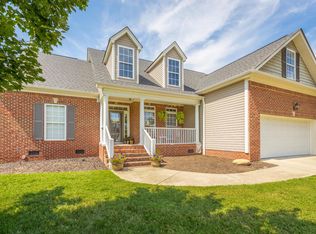 6781 Buckhannon Ln, Hixson, TN 37343
