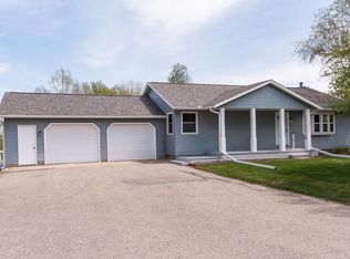 710 3rd Ave NW, Dodge Center, MN 55927