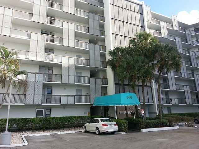 1st image of 3475 N Country Club Dr APT 118