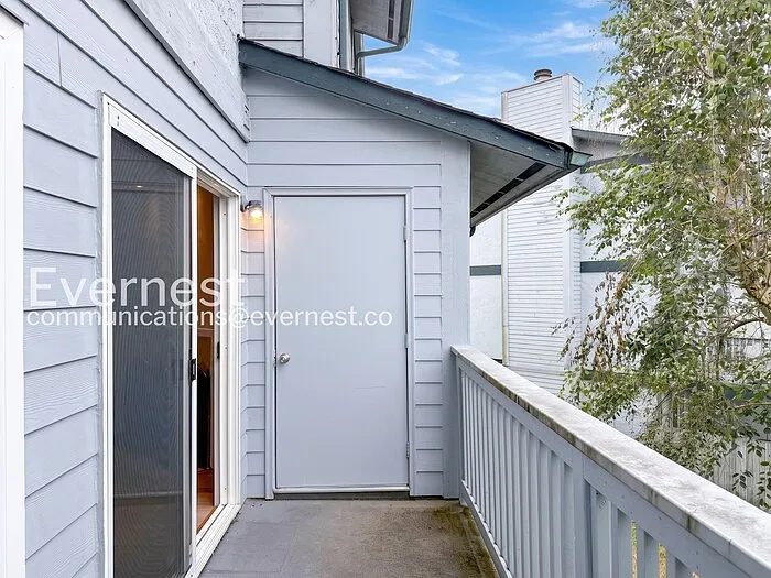 8823 Holly Dr #E206 — Photo 17