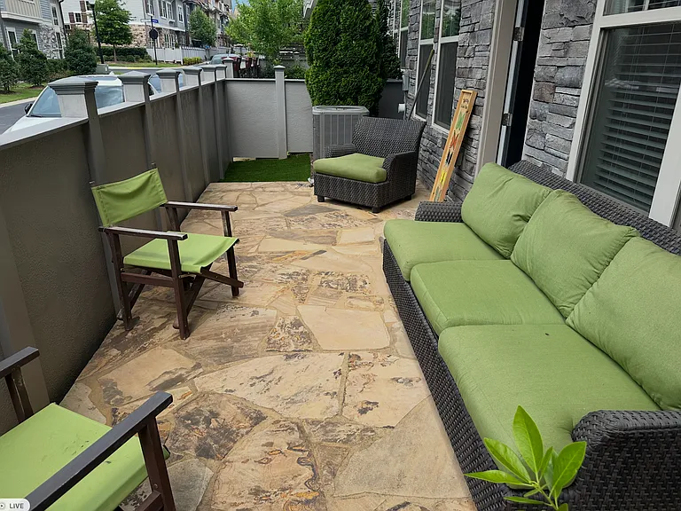 405 Cranleigh Rdg SE #405 — Photo 21