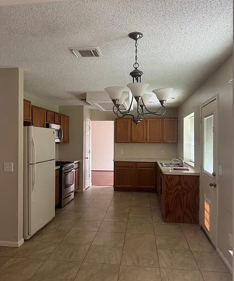 9914 Cedaredge Dr — Photo 7