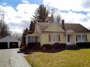 4624 Wetzel Rd, Liverpool, NY 13090