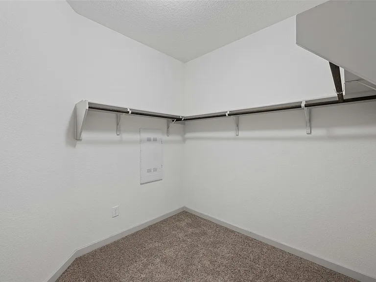 141 Parryi Cv — Photo 25