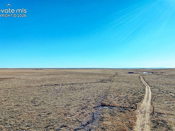 3rd image of 29995 Darroll Rd