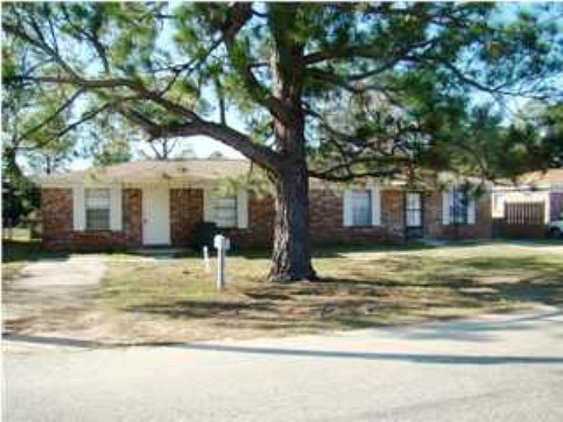 1st image of 903 Calhoun Ave #A