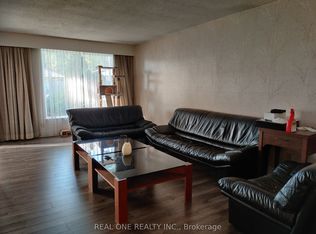 9 Lisburn Cres, Toronto, ON M2J 2Z4