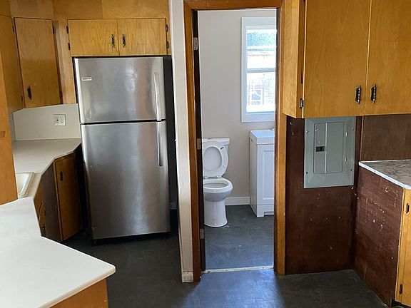 2nd image of 27 Olmstead St APT 2