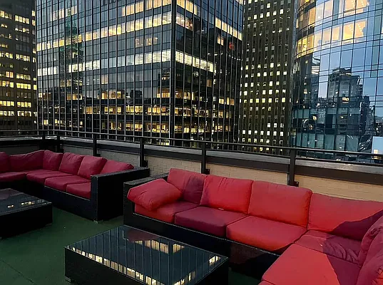 Rented by Manhattan Realty Group | media 8