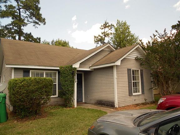 2nd image of 238 Blue Pool Dr