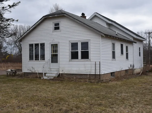 959 E Us Highway 10, Scottville, MI 49454