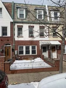 21-42 29th St #3, Astoria, NY, 11105