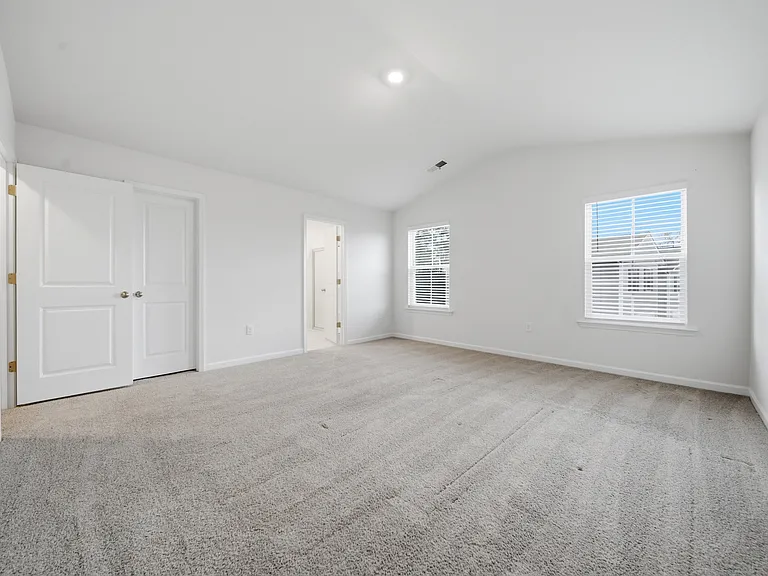 372 Sandbach Rd — Photo 13