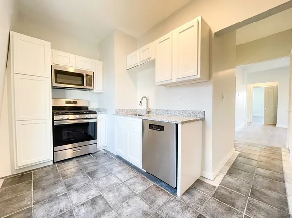 30 Woodbine St Floor 2, Roxbury, MA 02119