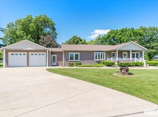 4157 N Walnut Street Rd, Springfield, IL 62707