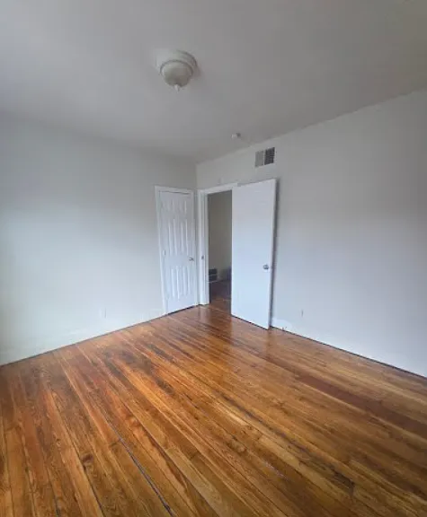 44 Silver St #2 — Photo 4