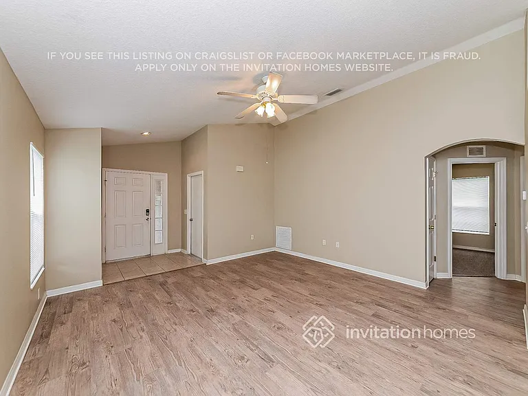 6424 Coral Creek Ct — Photo 4