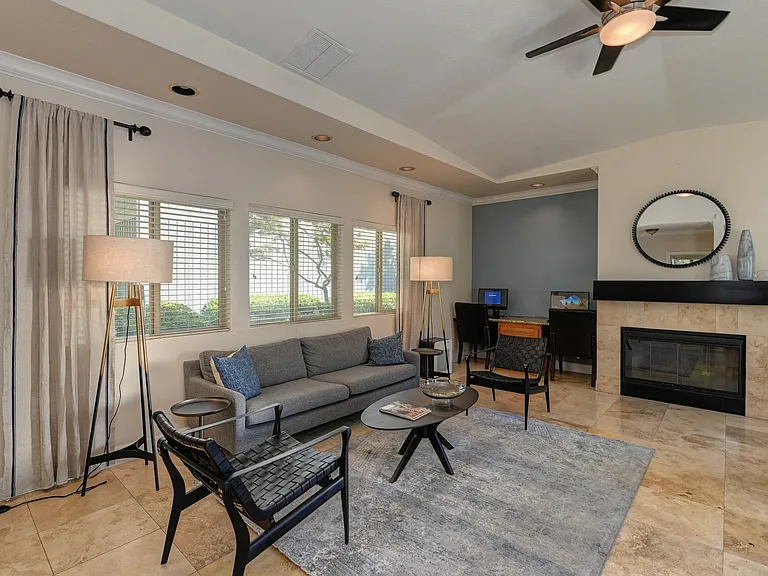 Monte Bello Apartments — Photo 28