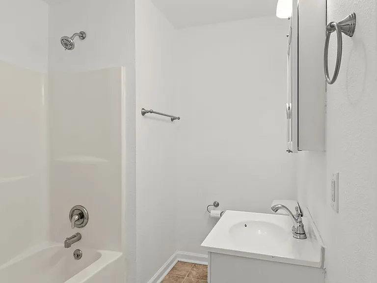 1835 Dalton St — Photo 14