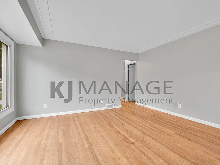 17427 Gaylord — Photo 5