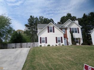 5620 Sugar Crossing Dr, Sugar Hill, GA 30518