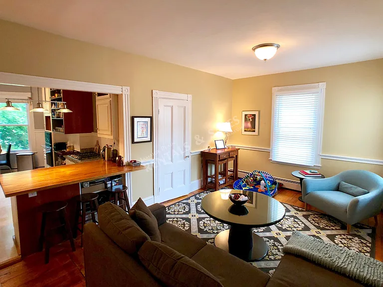64 Mozart St #2 — Photo 6