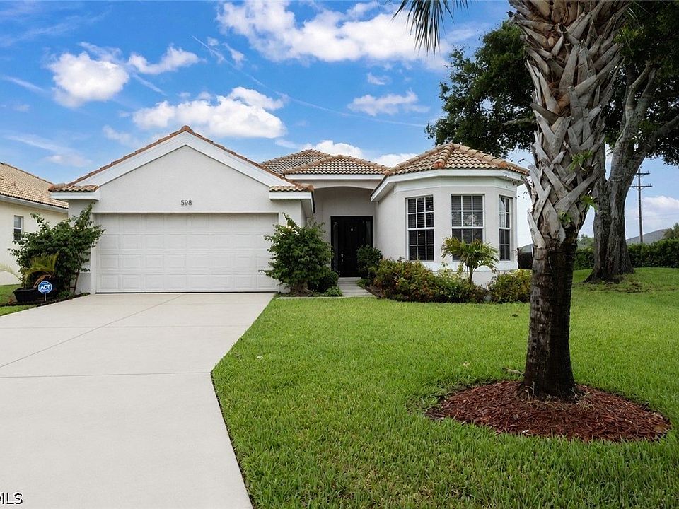 1st image of 598 Aston Lake Ct