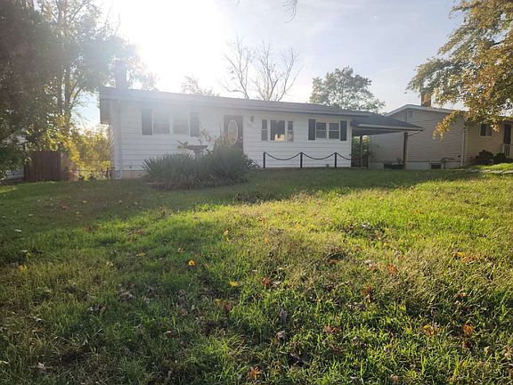 2nd image of 516 Aqua Ridge Dr