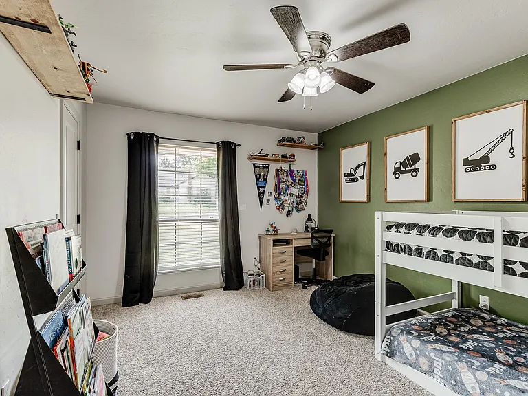 801 Rock Hollow Rd — Photo 31