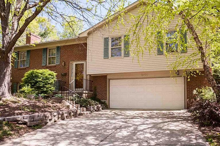 1st image of 3466 Lansdowne Dr