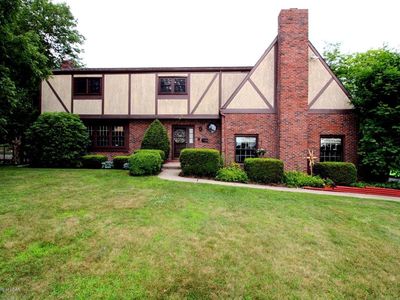 8 Hunter Rd, Hazleton, PA, 18201